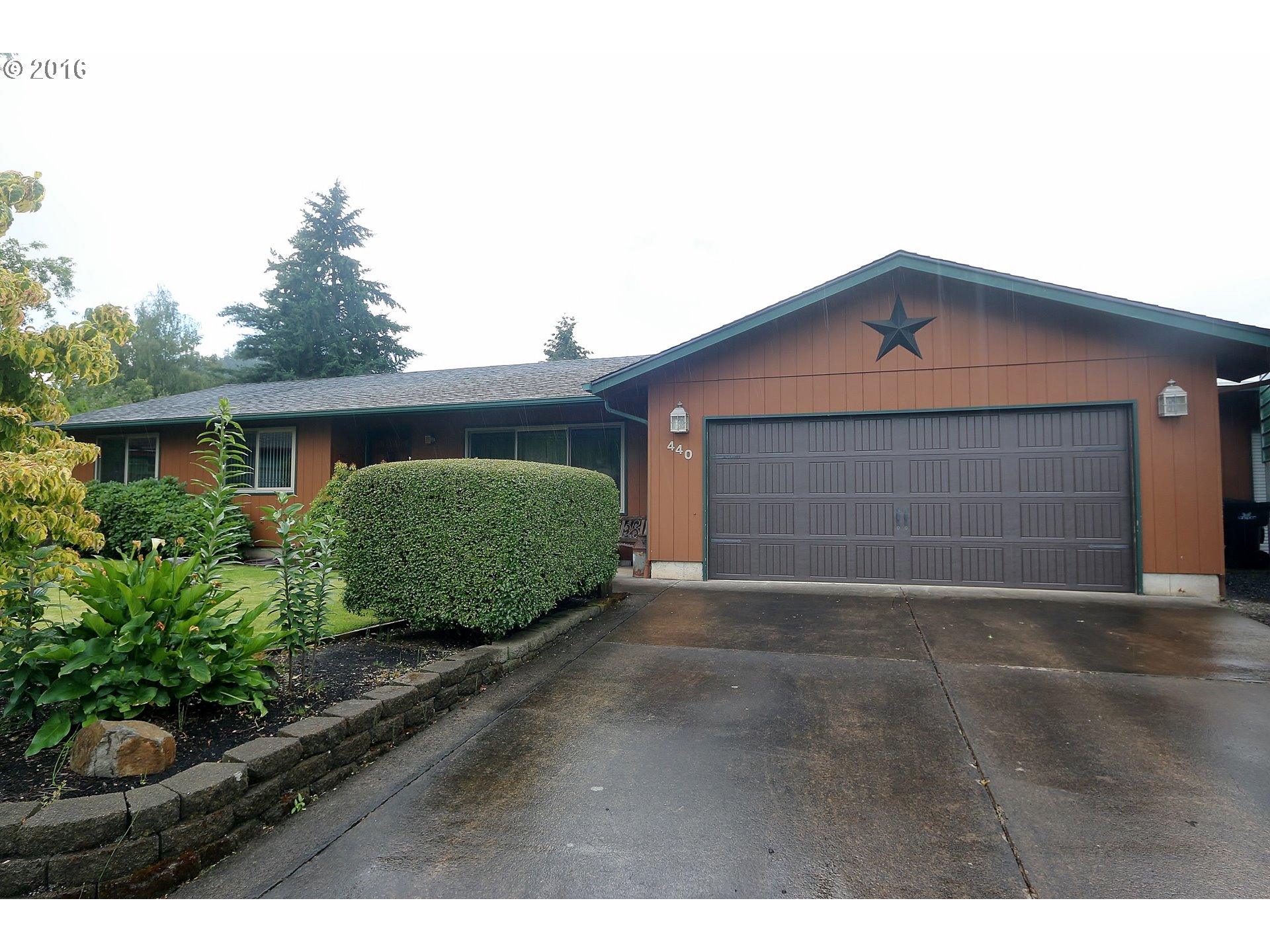 440 67th St, Springfield, OR 97478 photo 1