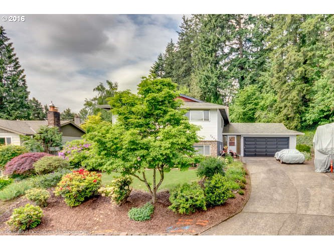 7505 Cason Cir, Gladstone, OR 97027 photo 1