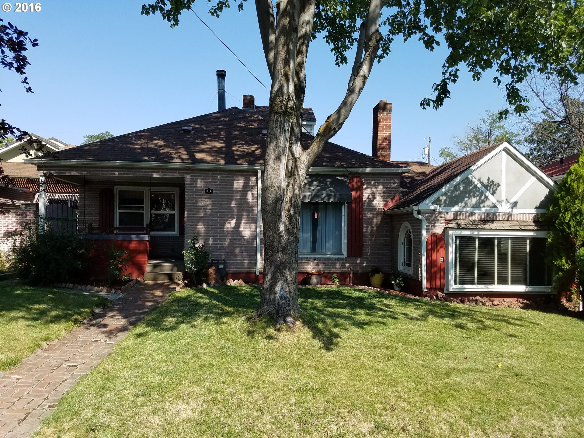 512 NW 10th St, Pendleton, OR 97801 photo 1