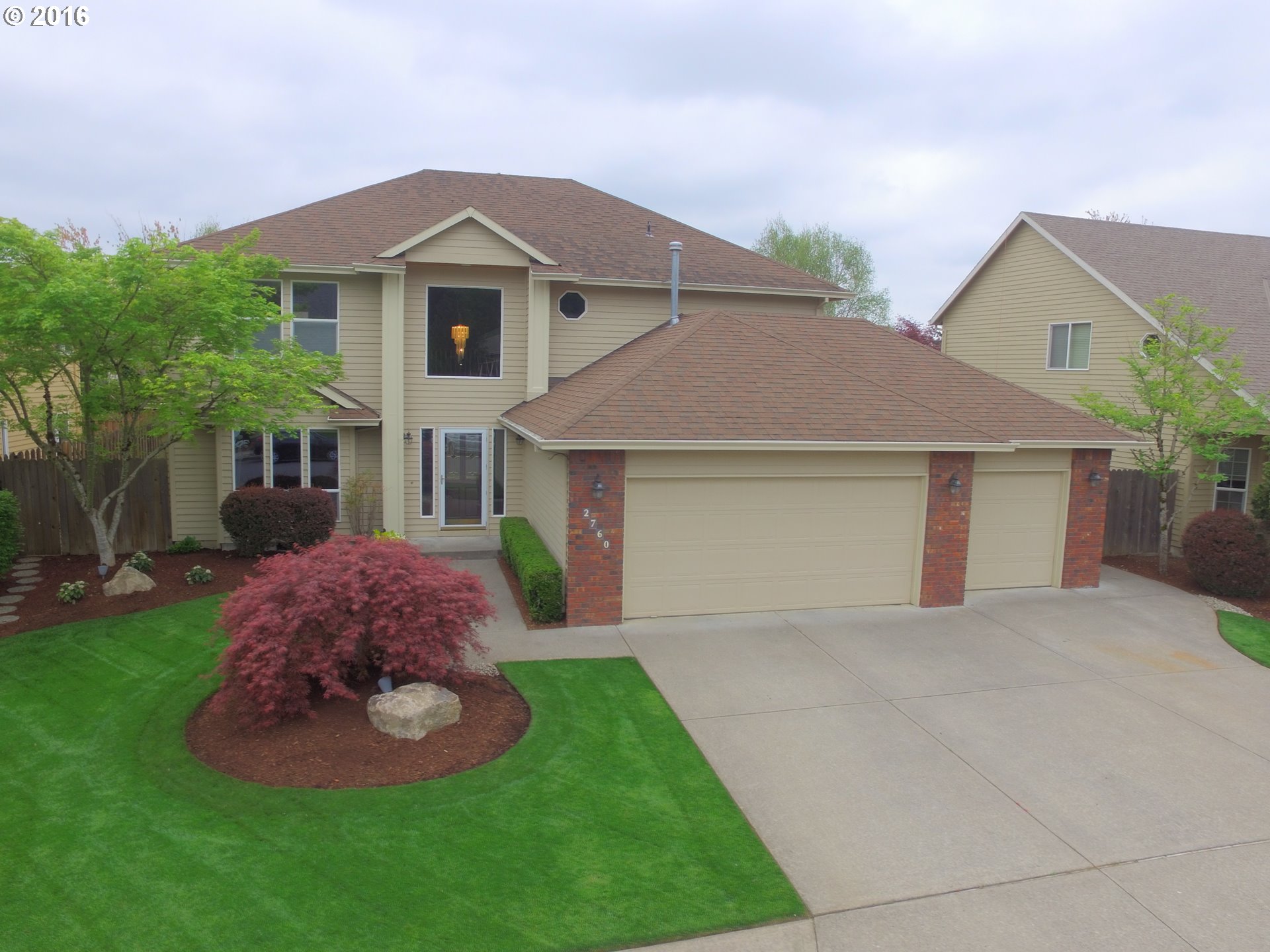 2760 SE Hacienda Loop, Gresham, OR 97080 photo 1