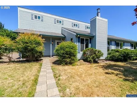 250 NE Dunn Pl, Mcminnville, OR 97128