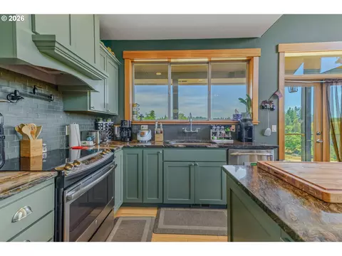 29455 Gregory Rd, Rainier, OR 97048 photo 9