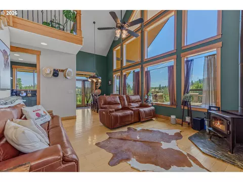 29455 Gregory Rd, Rainier, OR 97048 photo 3