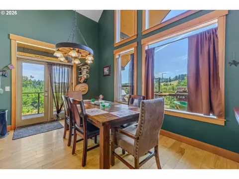 29455 Gregory Rd, Rainier, OR 97048 photo 5