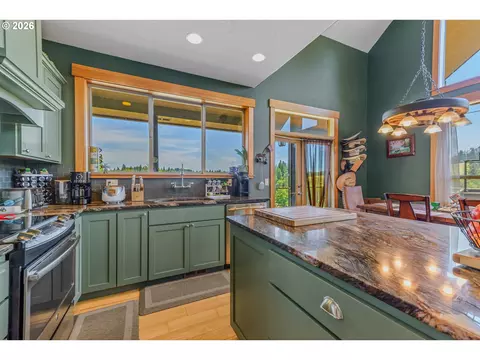 29455 Gregory Rd, Rainier, OR 97048 photo 10