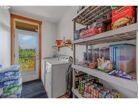 29455 Gregory Rd, Rainier, OR 97048 photo 11