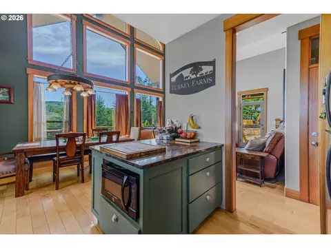 29455 Gregory Rd, Rainier, OR 97048 photo 7