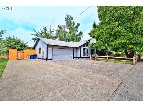 463 S 8th Ave, Cornelius, OR 97113 photo 1