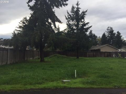 268 35th St, Springfield, OR 97477 photo 1