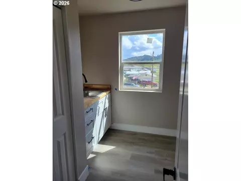 Other - 152 Allison Ave, Sutherlin, OR 97479 photo 2 of 4