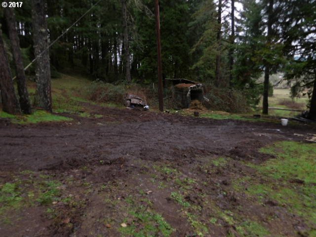 36900 Edgehill Rd, Springfield, OR 97478 photo 1
