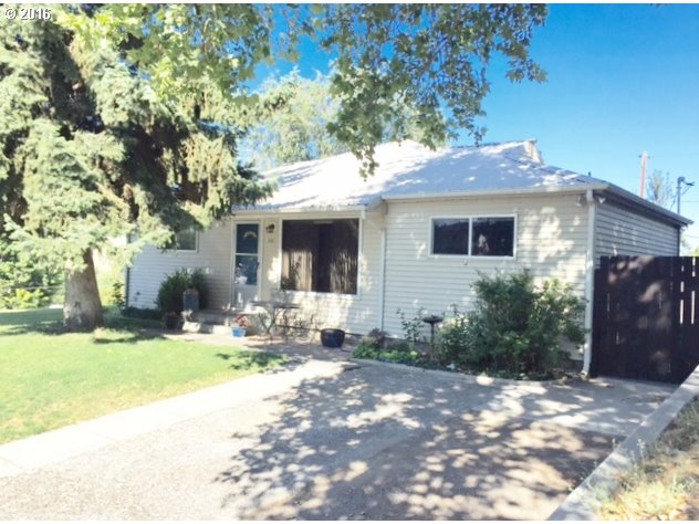 3131 SW Kirk Ave, Pendleton, OR 97801 photo 1