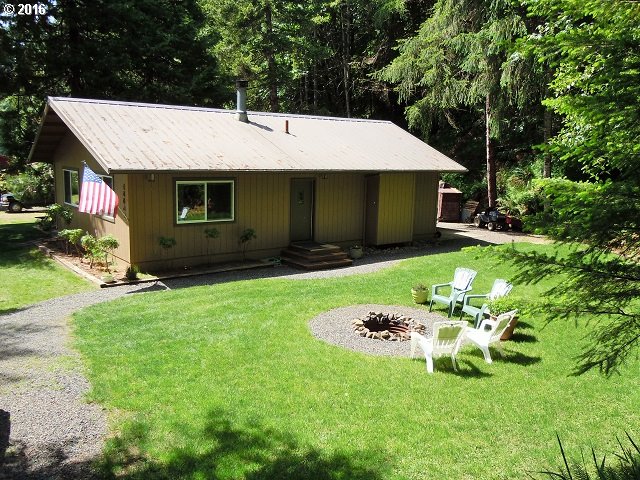 10063 Lakeview Dr, Birkenfeld, OR 97016 photo 1
