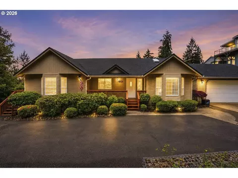 601 N 5th St, Kalama, WA 98625