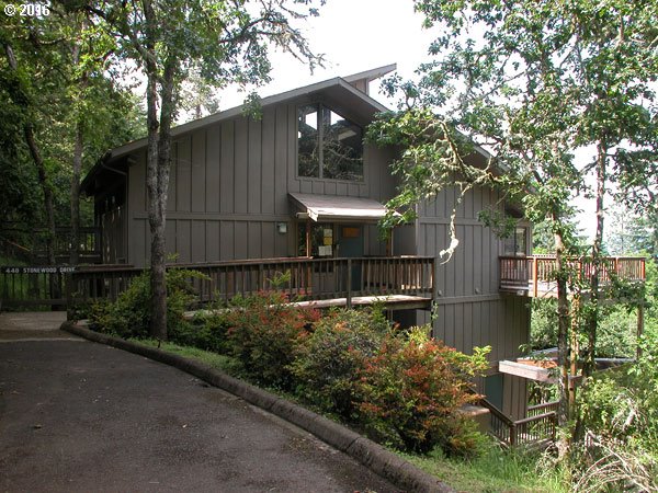 107 Treehill Loop, Eugene, OR 97405 photo 1