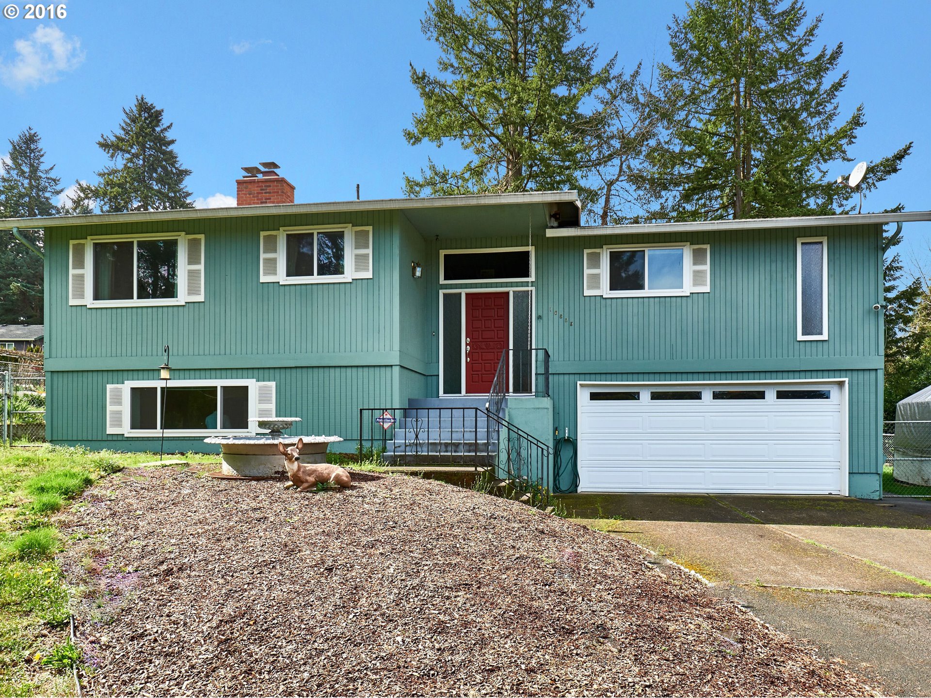 16825 Webster Rd, Gladstone, OR 97027 photo 1
