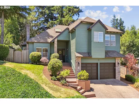 1502 Braemar Ct, West Linn, OR 97068
