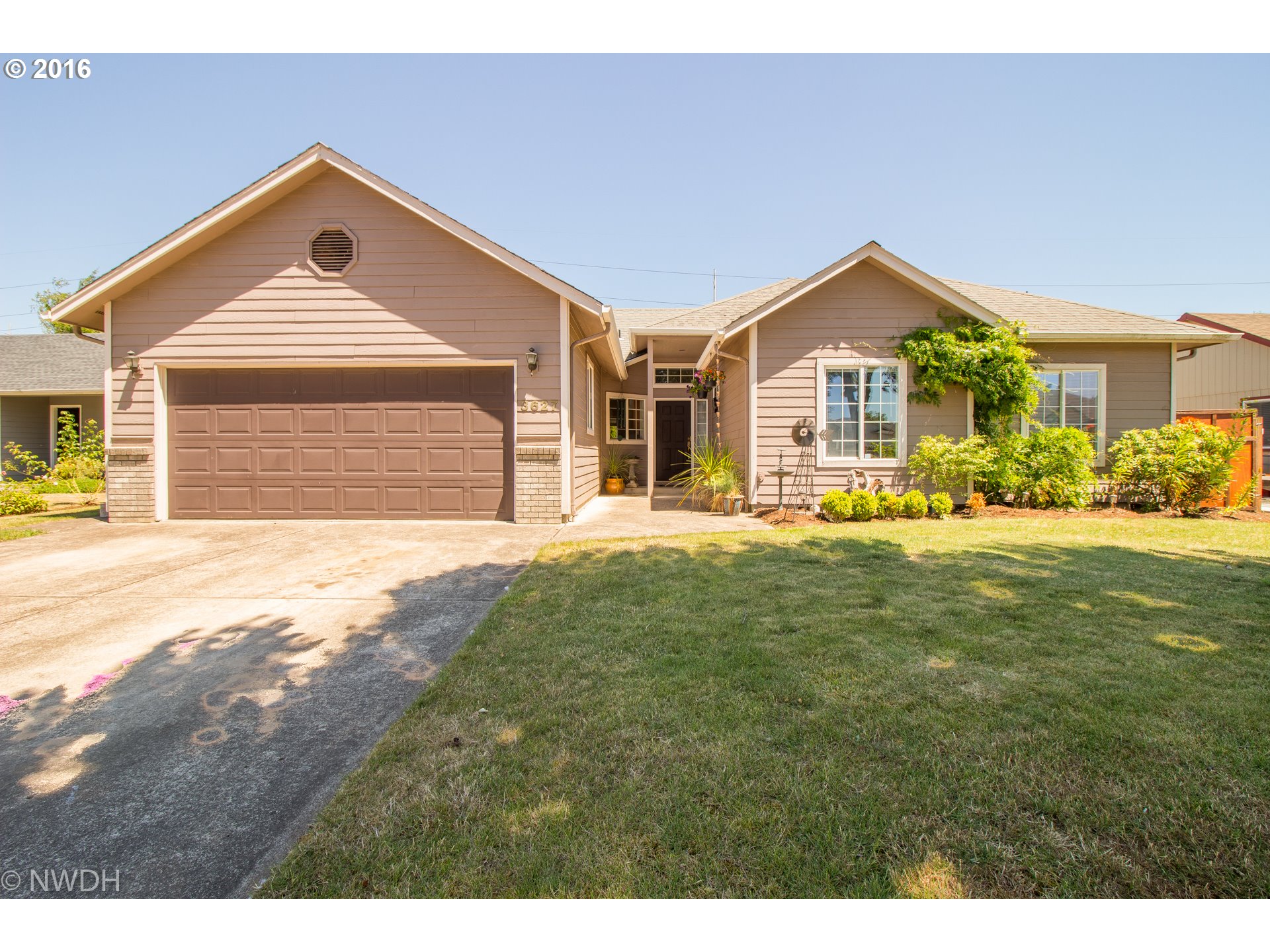3627 Berkshire St, Eugene, OR 97401 photo 1