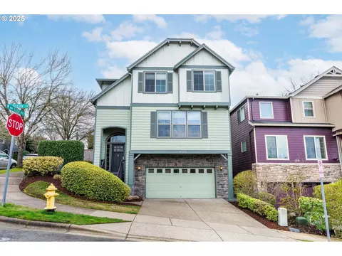 11304 NW Odeon Ln, Portland, OR 97229