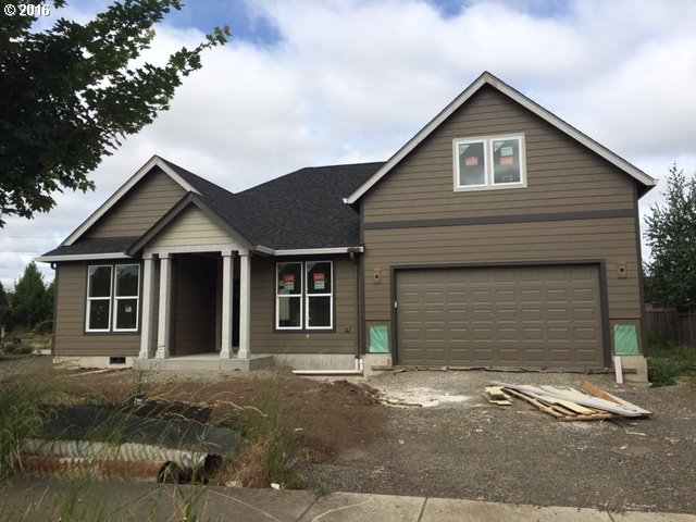 3490 Cabernet Ln, Eugene, OR 97401 photo 1