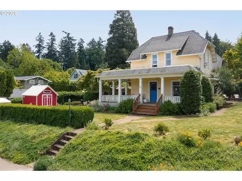 938 Oak St, Lake Oswego, OR 97034