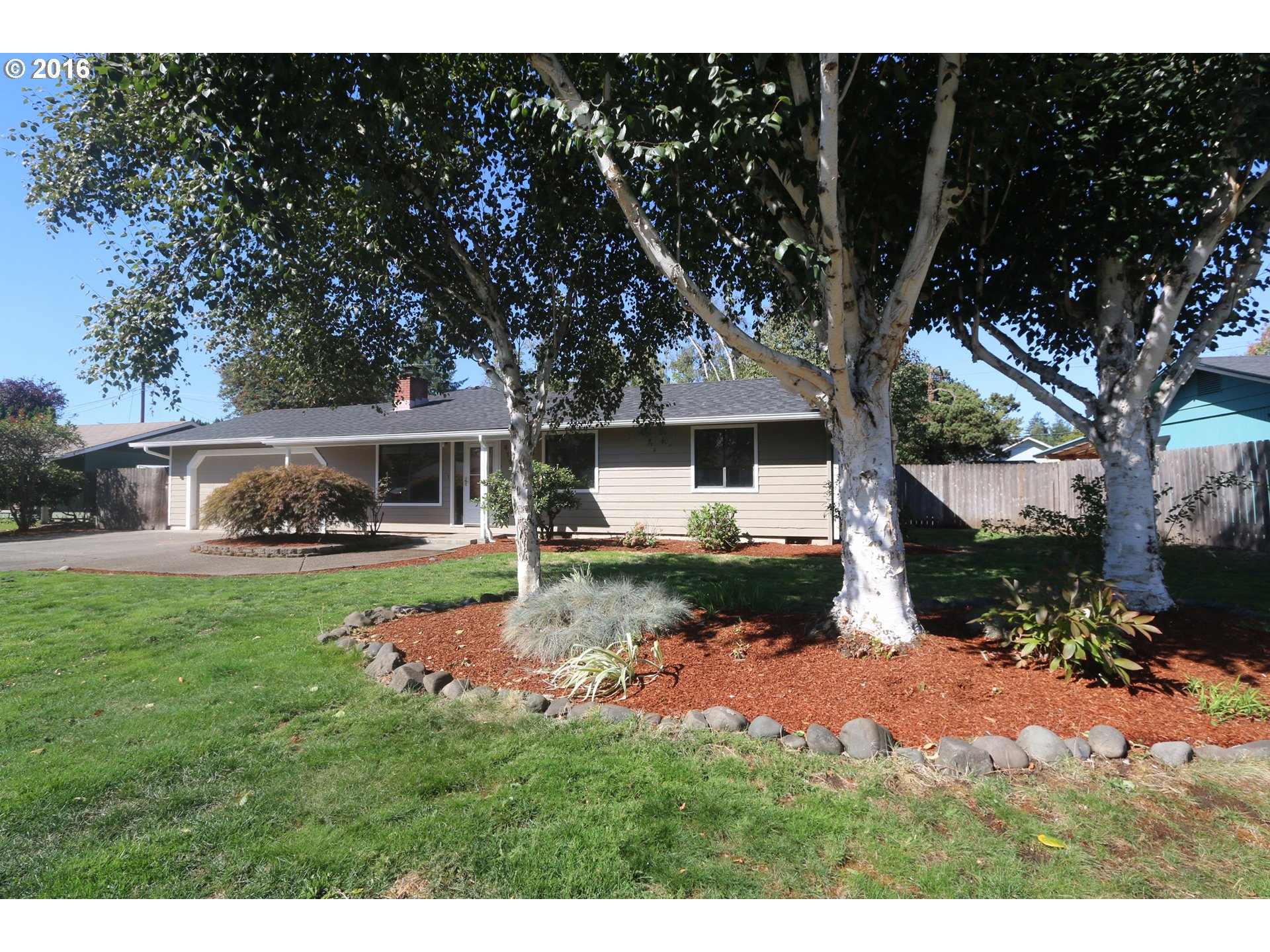 4192 Shannon St, Eugene, OR 97404 photo 1
