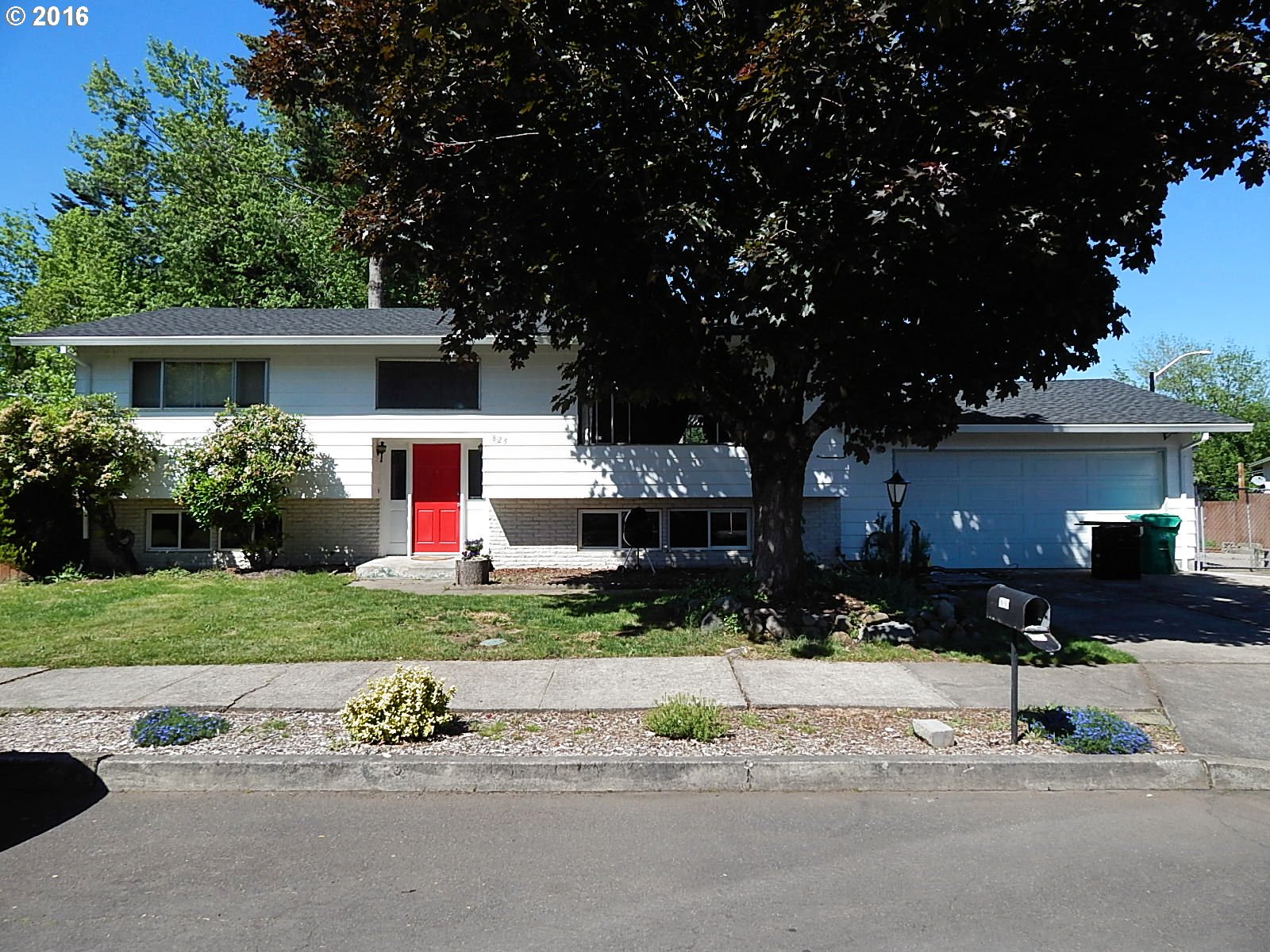 825 SE Atherton Ave, Gresham, OR 97080 photo 1