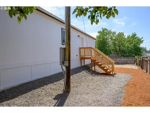 253 E 7th St, Lafayette, OR 97127 photo 36