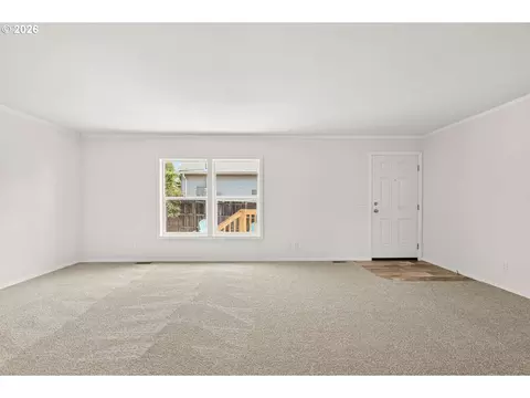 253 E 7th St, Lafayette, OR 97127 photo 11