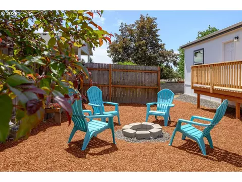 253 E 7th St, Lafayette, OR 97127 photo 29