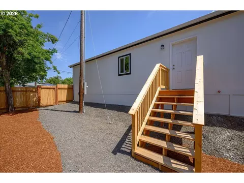 253 E 7th St, Lafayette, OR 97127 photo 35