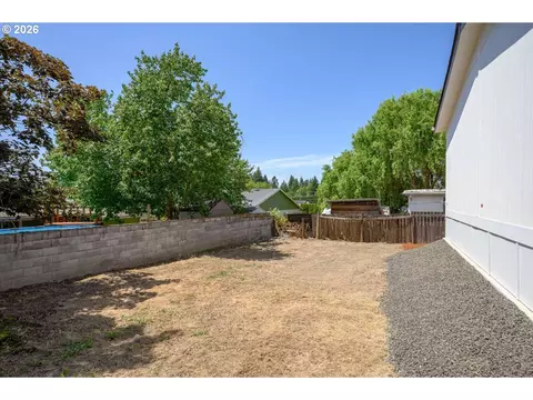 253 E 7th St, Lafayette, OR 97127 photo 33