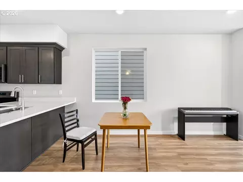 Dining - 4124 E Labish Ln, Newberg, OR 97132 photo 1 of 1