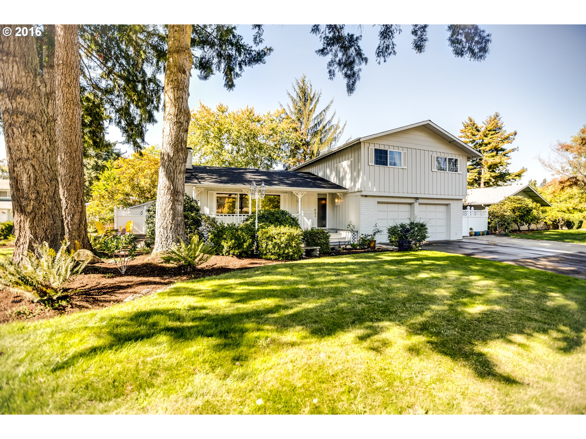 4534 Corona St, Eugene, OR 97404 photo 1