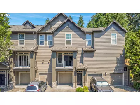 860 Springtree Ln, West Linn, OR 97068