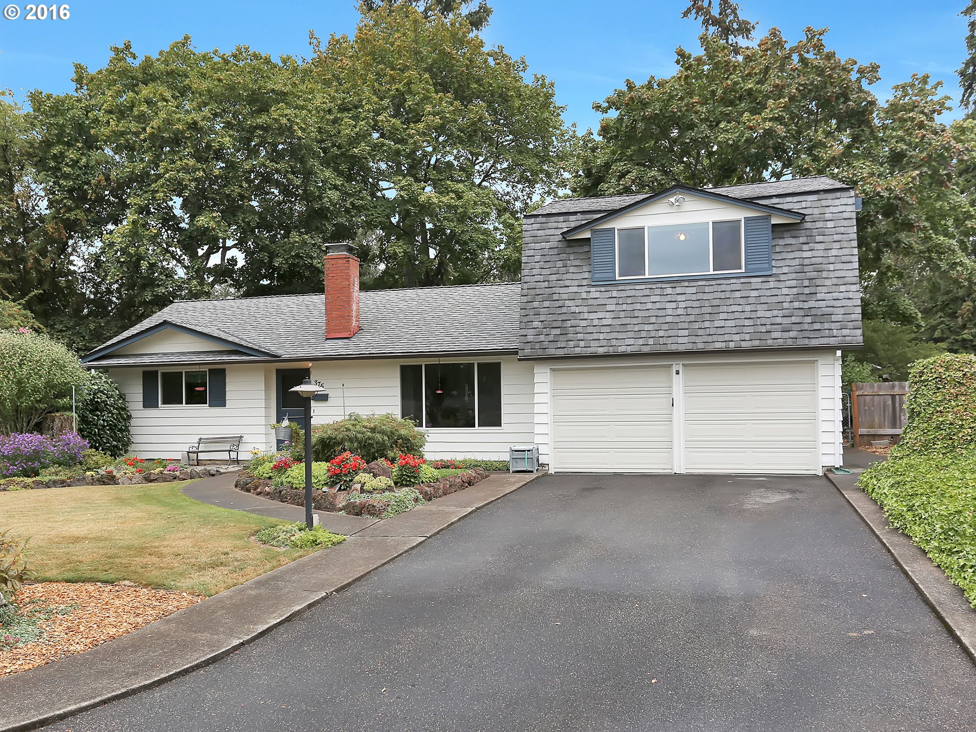 375 SW Devon Ln, Beaverton, OR 97006 photo 1