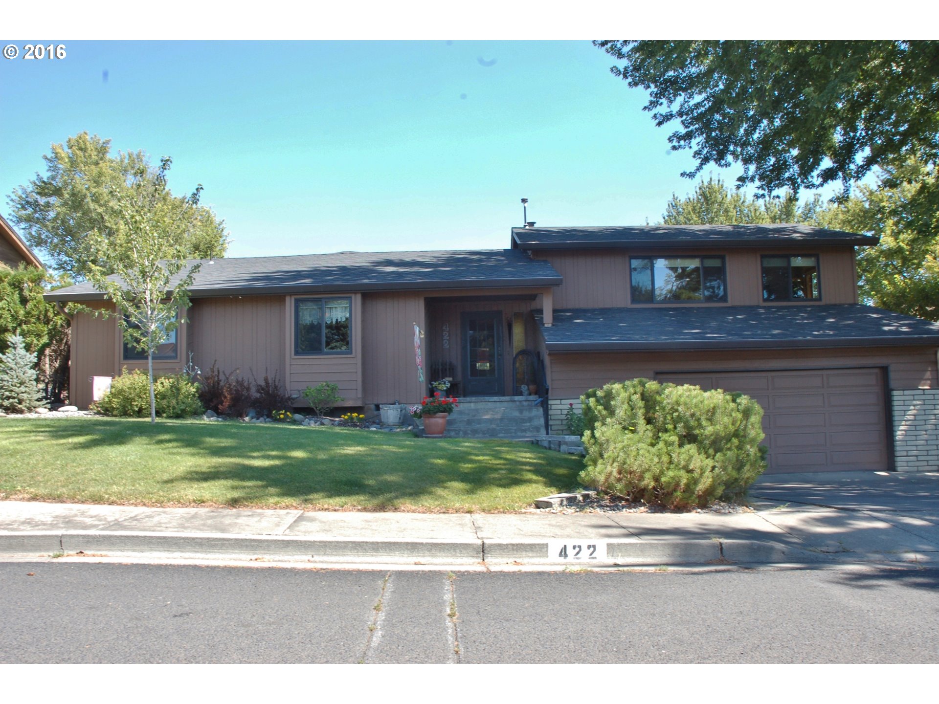 422 NW 21st St, Pendleton, OR 97801 photo 1