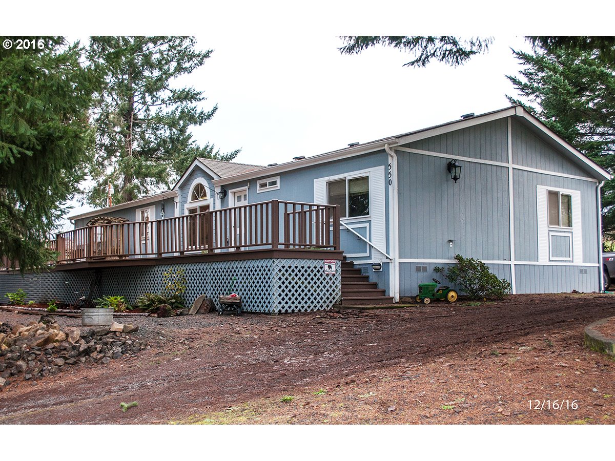 550 Elm St, Yoncalla, OR 97499 photo 1