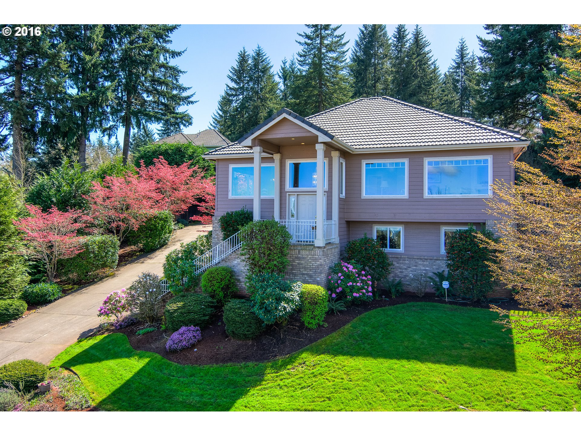 3332 Southview Dr, Eugene, OR 97405 photo 1
