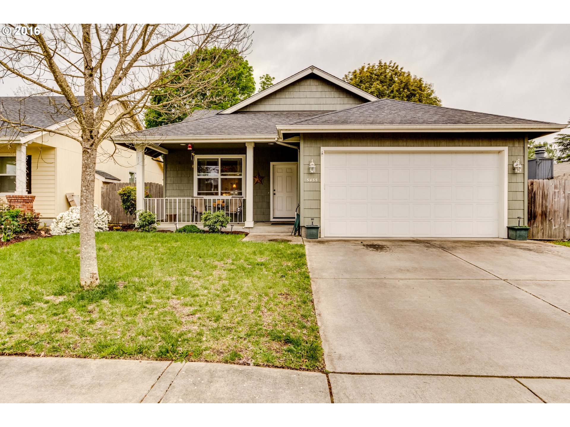 5435 E St, Springfield, OR 97478 photo 1