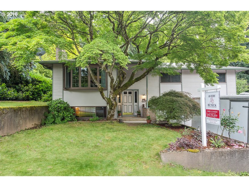1420 SW 33rd St, Gresham, OR 97080 photo 1