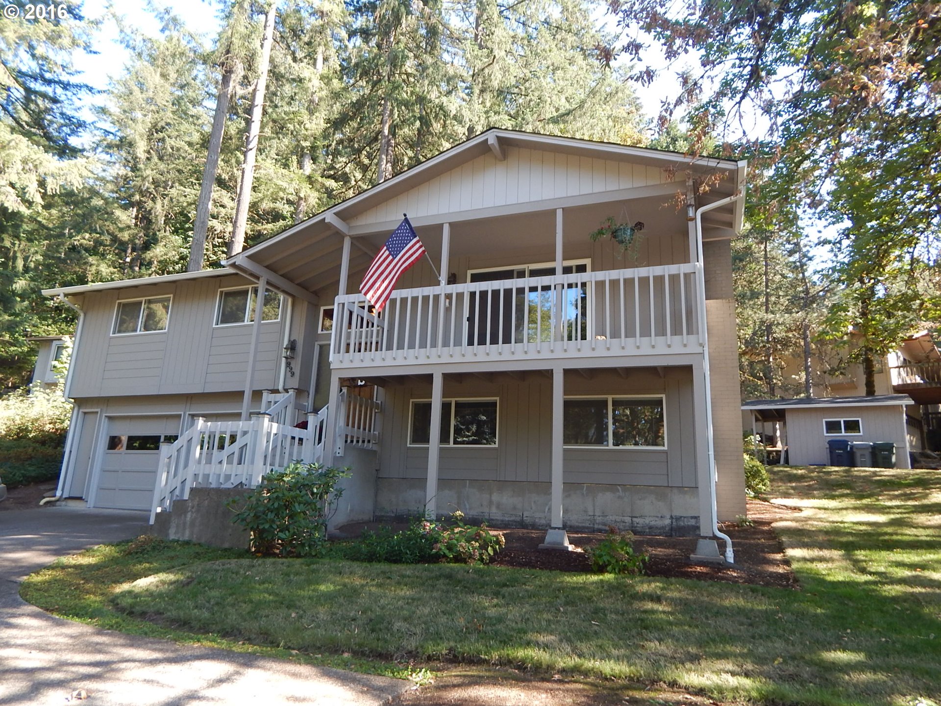 999 S 71st St, Springfield, OR 97478 photo 1
