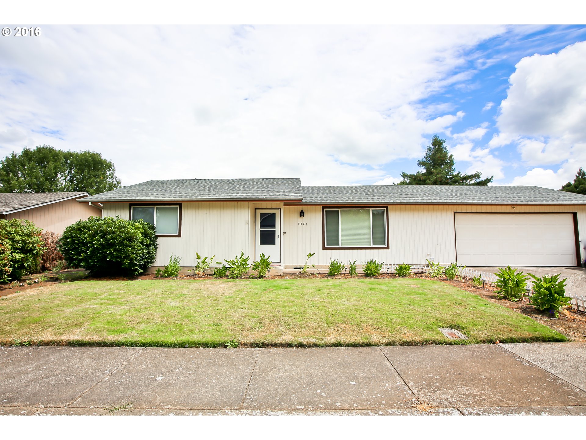 2027 Orr Ln, Eugene, OR 97405 photo 1