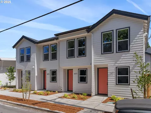 6673 N Fessenden St #3, Portland, OR 97203