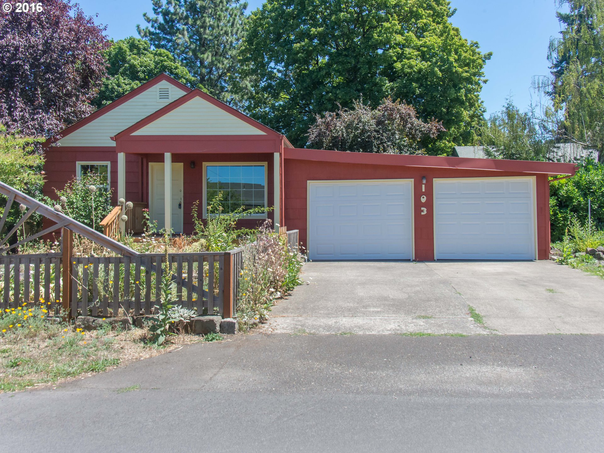103 Mayfair Ln, Eugene, OR 97404 photo 1