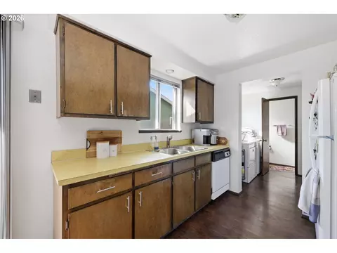 Other - 2018 Debra Dr, Springfield, OR 97477 photo 3 of 10