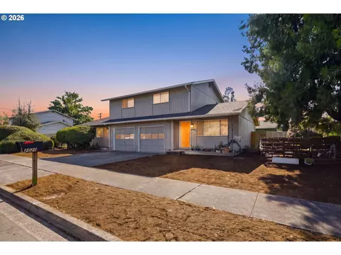 Exterior - 2018 Debra Dr, Springfield, OR 97477 photo 2 of 10