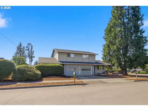 Exterior - 2018 Debra Dr, Springfield, OR 97477 photo 3 of 10