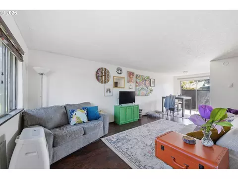 Other - 2018 Debra Dr, Springfield, OR 97477 photo 2 of 10