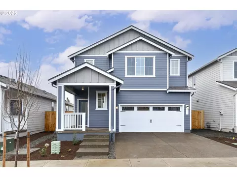 1367 Owl Ave, Woodburn, OR 97071